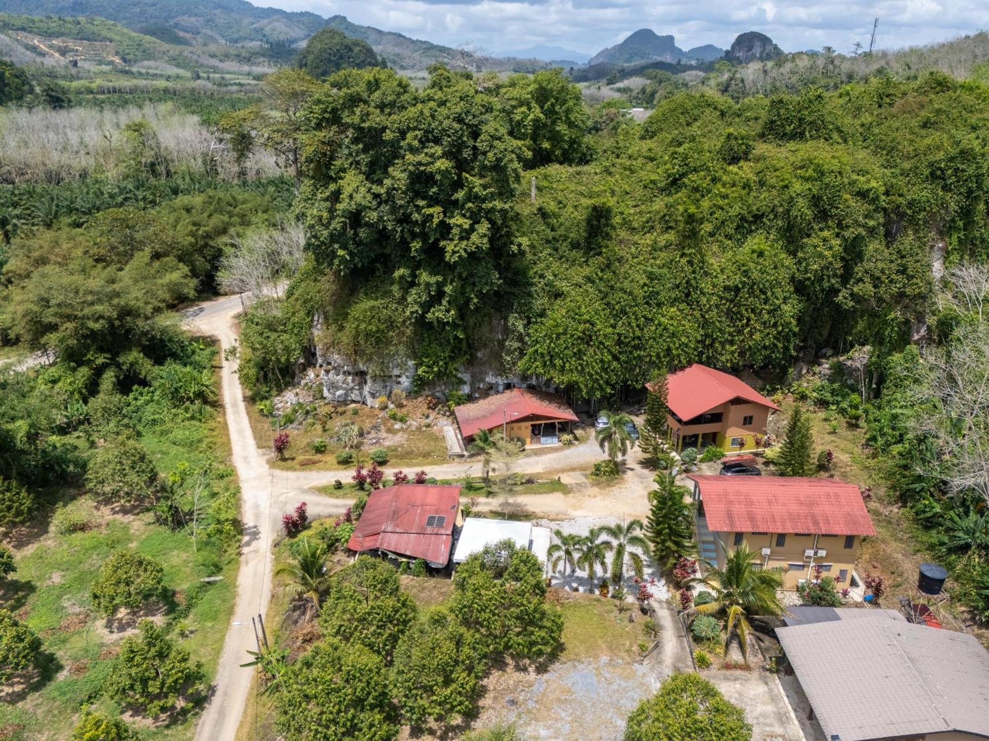غُوا موسانغ Country House Pulai Holiday Village المظهر الخارجي الصورة